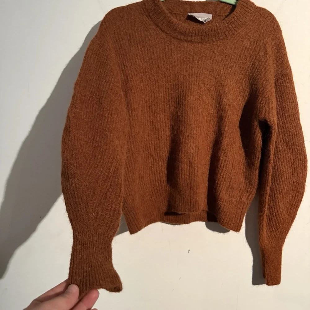 Everlane Alpaca Blend Sweater Medium Rust Brown Quiet Luxury Parisian Soft Girl - Picture 3 of 5